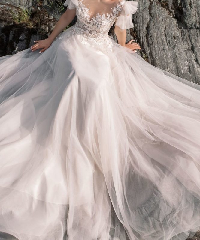 Robe de mariée Strekkoza Clair