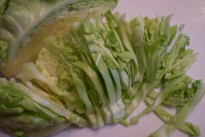 Salade de jeune chou, carottes et viorne