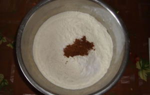 Tort de mascarpone de ciocolata