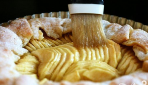 Tarte aux pommes glacée au sucre