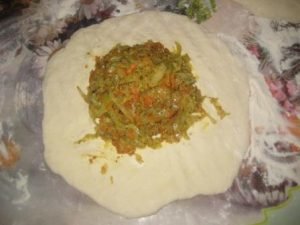 Kabuskadzhin - Ossetisk kake med kål og ost