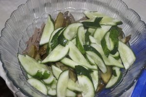 Salată cu ficat și legume