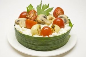 Salade Met Kaas En Gebakken Knoflook