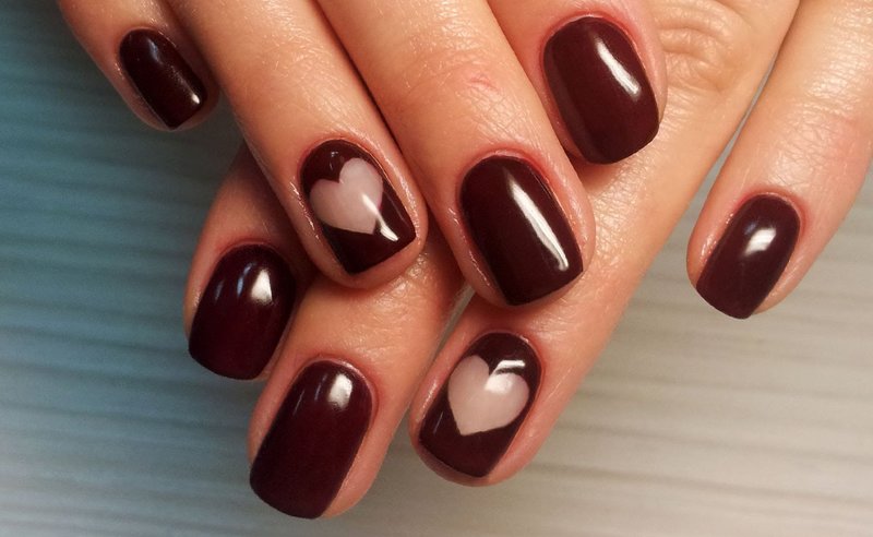 Zachte Bourgondische manicure