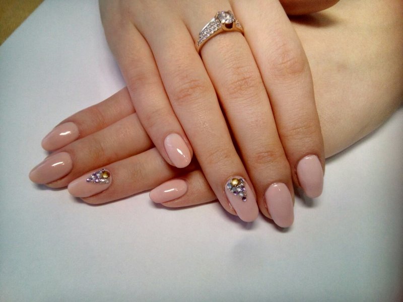 Strass nagels manicure