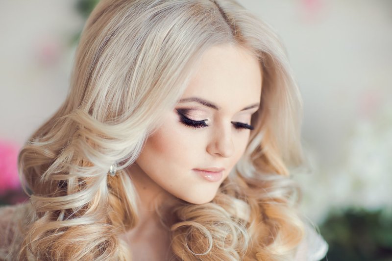 Maquillage de mariage pour les blondes