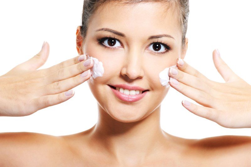 crème pour le visage après 35 ans