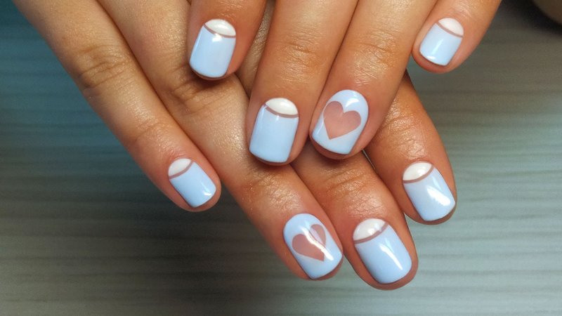 Lunaire French manicure met schellak