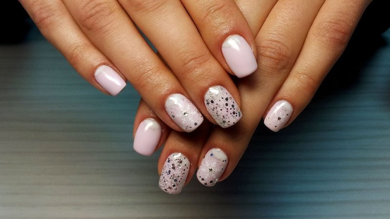 Strass Gude manicure