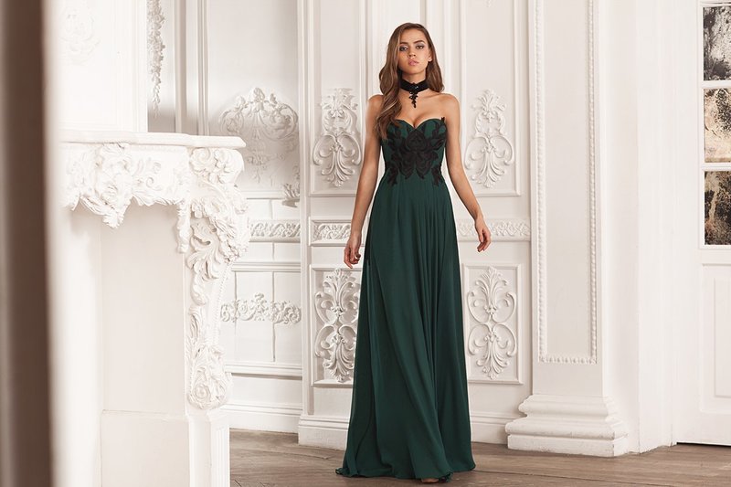 Robe verte avec un corset