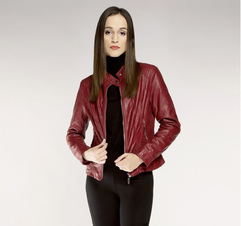 Veste en cuir bordeaux