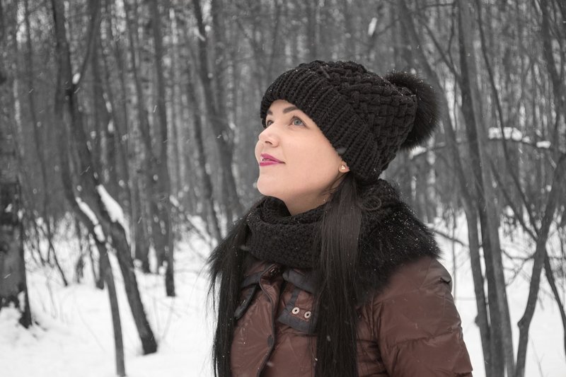 Palarie neagra si snood