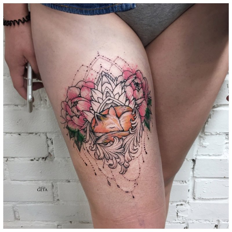 Bright hip tattoo