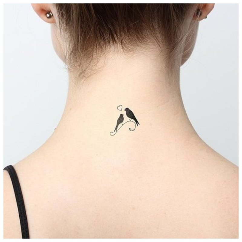 Tatouage de petits oiseaux