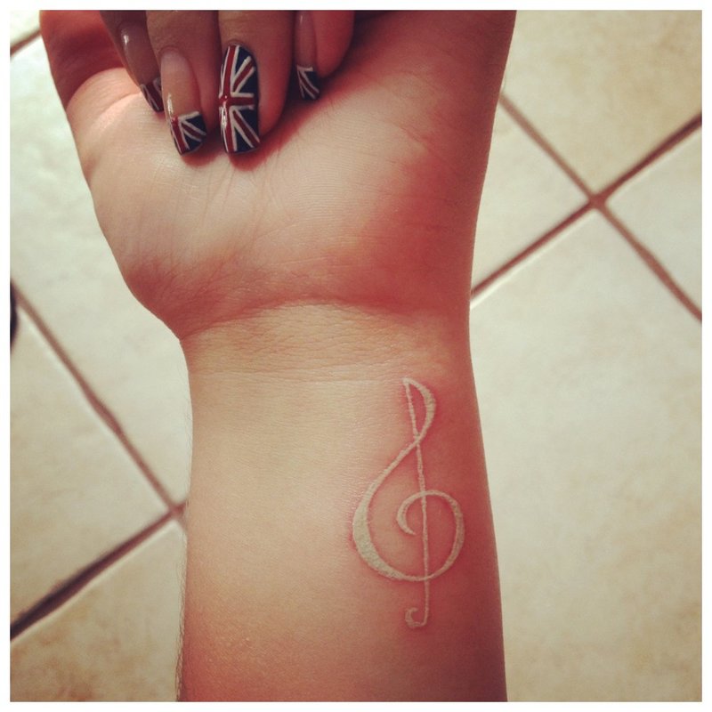 Tatuaj cu clef treble