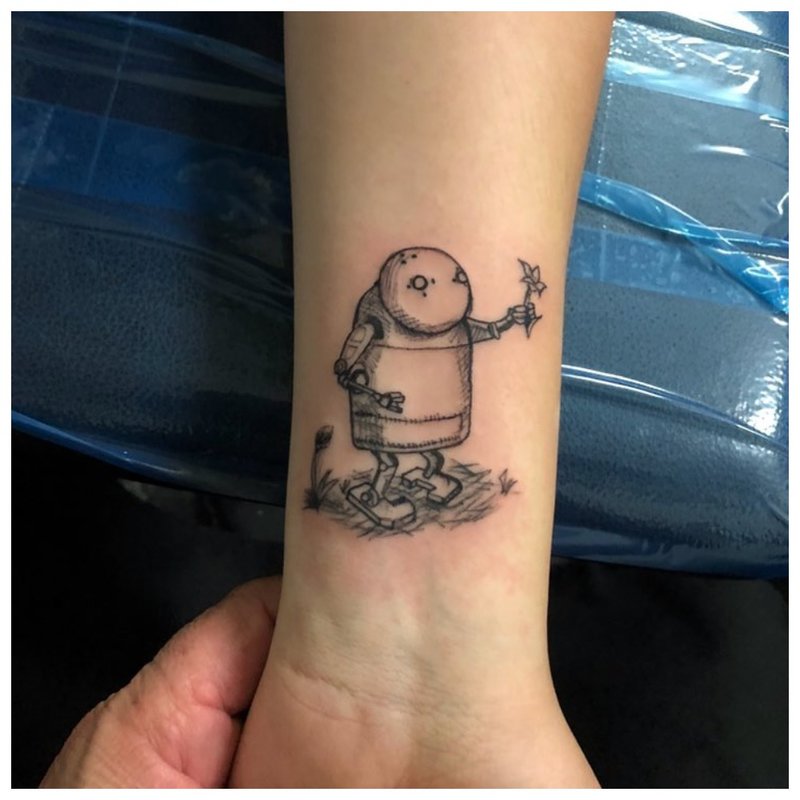 Alien - Tatuaj de încheietură